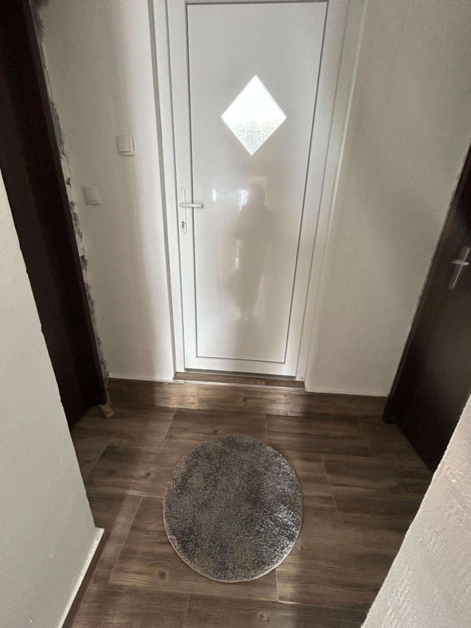 Apartmani 드라말리 외부 사진